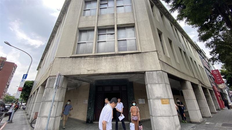 監院勘查昭和樓　修復供人權會辦公