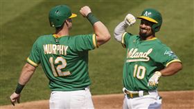 ▲塞米恩（Marcus Semien）2局下炸裂2分砲。（圖／美聯社／達志影像）