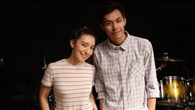 人氣YouTuber謝秉均拚斜槓成電音創作才子ATii！邀學生時期女神Lara梁心頤合作跨刀單曲  星火映畫提供）