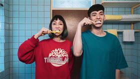 怪胎/牽猴子提供