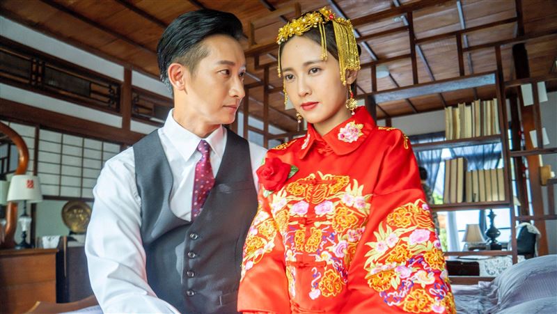 大元穿鳳冠霞帔嫁了！一次抓奶定終身