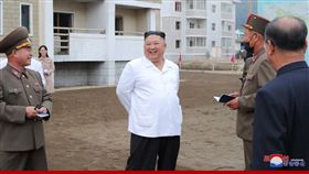 16:9
金與正睽違2個月現身！與金正恩共同出巡「笑得很開心」
圖／翻攝自推特
https://twitter.com/SungYoonLee1/status/1311799130986078211