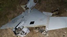 高加索地區的亞塞拜然與亞美尼亞兩國戰事進入第5天毫無降溫跡象。亞美尼亞國防部1日公布擊落一架亞塞拜然無人機。（圖／翻攝自twitter.com/ArmeniaMODTeam）
