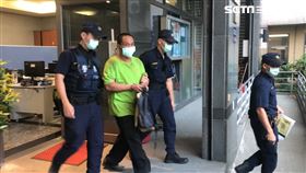 捷運檳榔哥洪男不服取締撕毀罰單還對保全嗆聲。（圖／記者楊忠翰攝影）