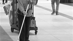 清潔員，打掃、台北車站。（示意圖／資料照）