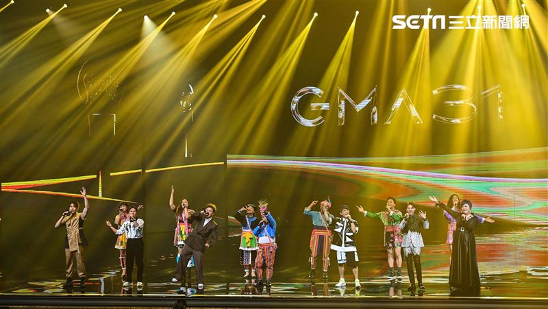 許富凱開唱太猛　7人開場網狂爆雞皮