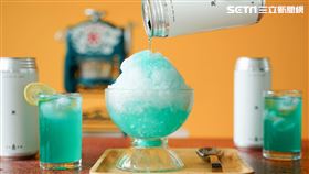 獻給同志遊行的「成人禮」　夢幻藍色啤酒挺愛無標籤（圖／臺虎精釀提供）