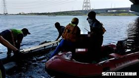 彰化男子落水，尋獲已命危／翻攝畫面