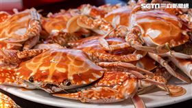 品蟹人潮擠爆龜吼野柳　萬里蟹買到手軟（圖／新北市農業局提供）