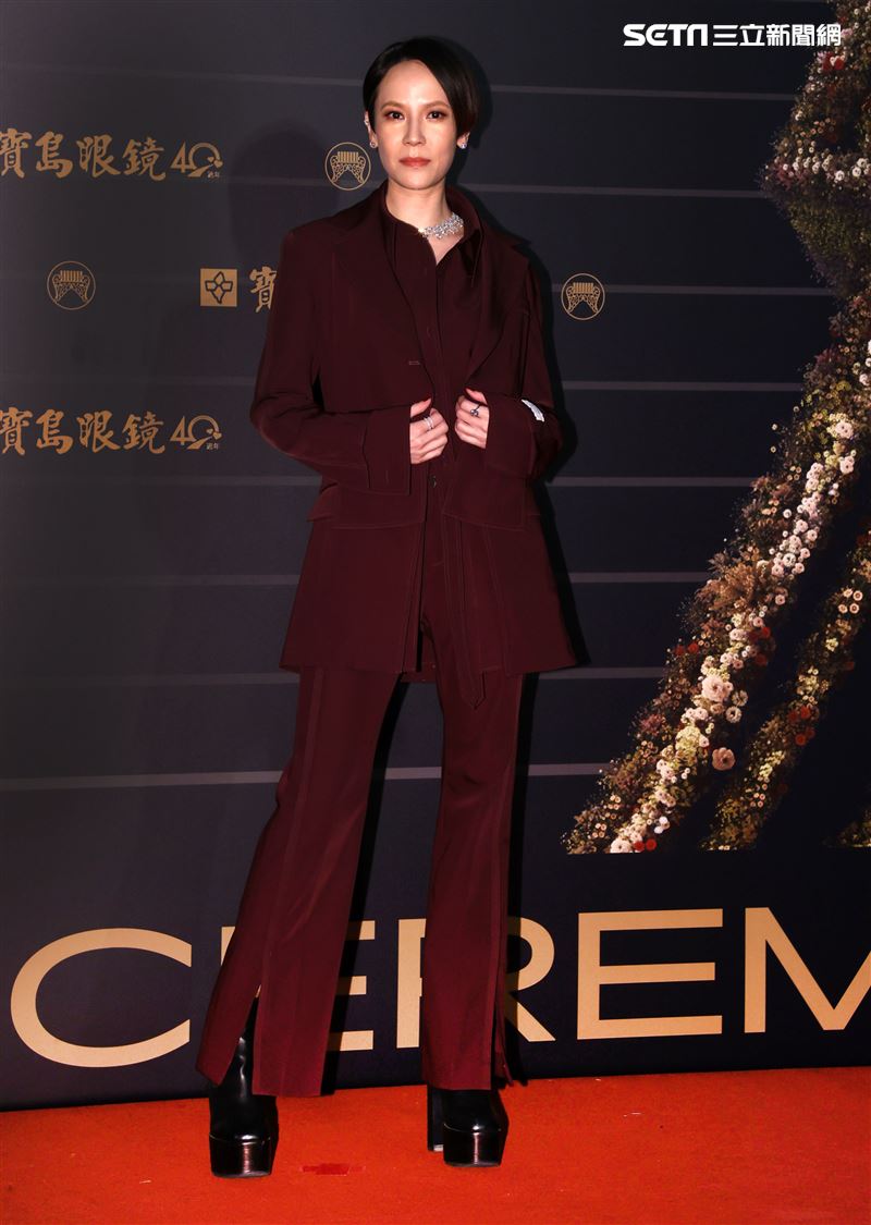 第31屆金曲獎星光背板歌手爭艷楊乃文。（記者邱榮吉.林聖凱/攝影）