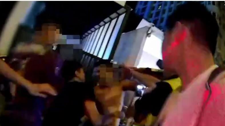 台中刺青男夜店叫囂　警噴辣椒水秒乖