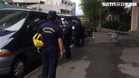 萬華環河南路橋下發生砍人事件，警方採證中。（圖／翻攝畫面）