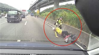 叼菸蛇行國道連環撞　警救騎士險送命