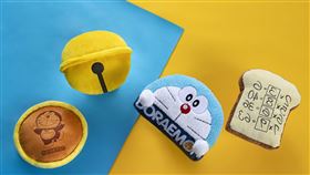 速食店推出4款超萌限量哆拉A夢抱枕。（圖／業者提供）