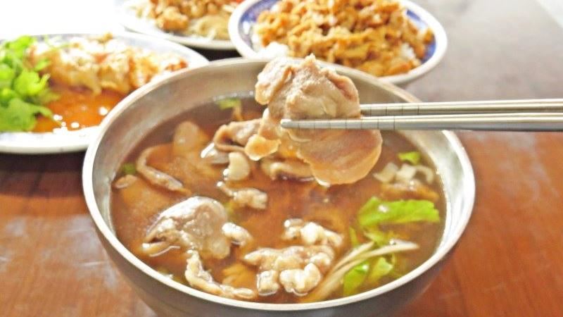 羅東夜市銅板美食　四十年排隊老店