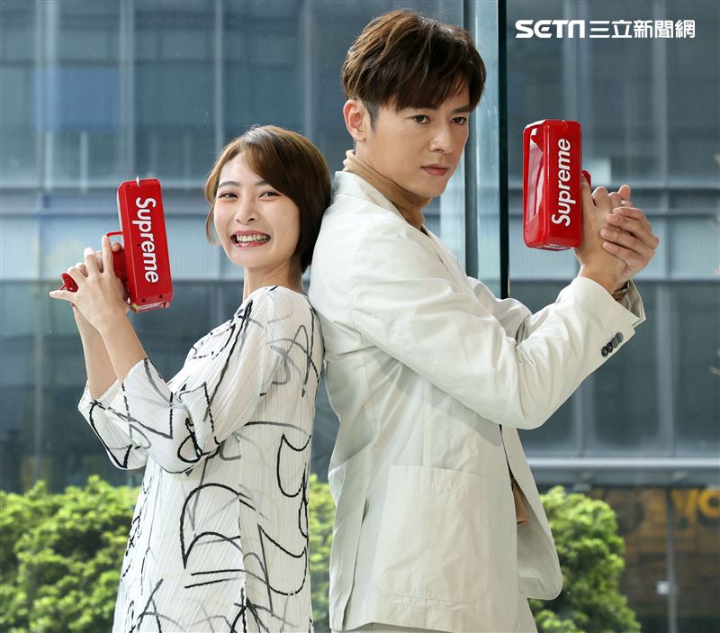 李國毅李亦捷出席廢財闖天關卡司發布會