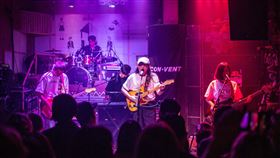 麋先生首爾、台北連唱三天：美秀集團賣「聲」籌錢；拍謝少年吸粉功力一流 照片提供-新視紀整合行銷