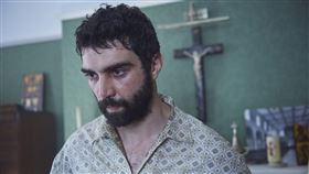 附身符,蕾夢娜葛瑞,伊美黛史道頓,艾力克薩克魯　圖／車庫娛樂提供