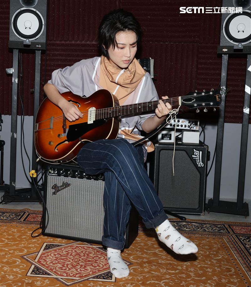 陳央三立新聞網專訪。（記者邱榮吉/攝影）