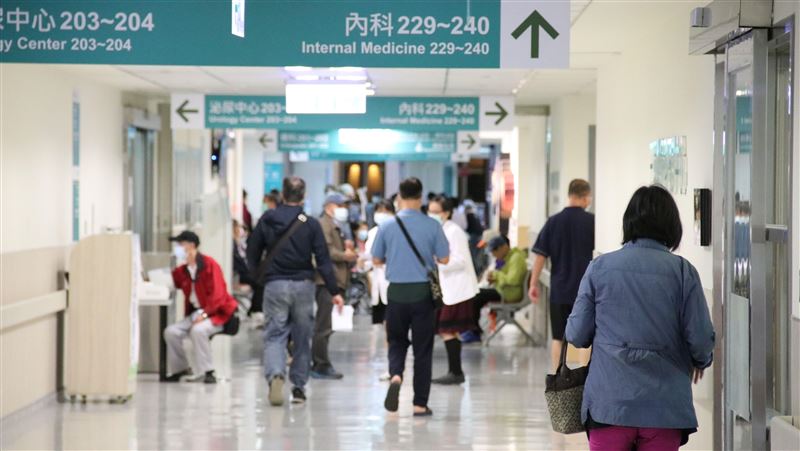公費疫苗用光　輔大醫院暫停施打
