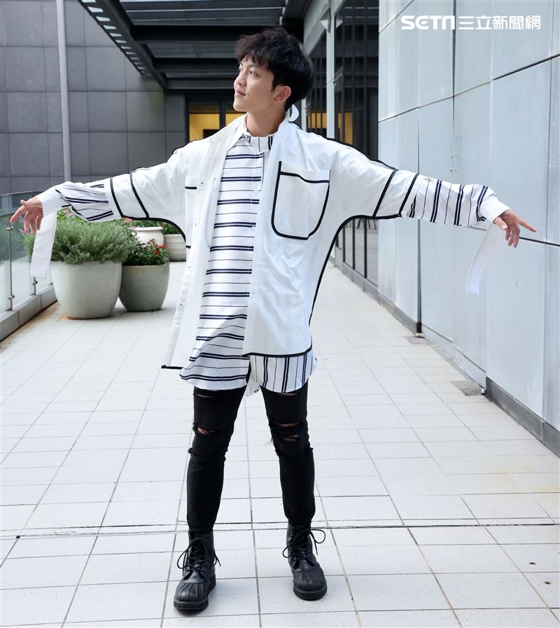 郭忠祐三立新聞網專訪。（記者邱榮吉/攝影）