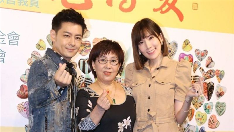 合體破婆媳風波　林志穎媽怕被丟石頭