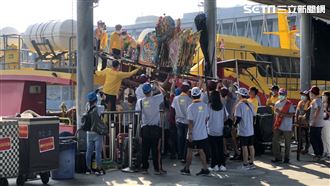 獨／大陣仗出巡　十三太保神轎坐快艇