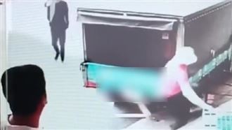 男持開山刀、斧頭逼近　拾荒阿嬤嚇壞