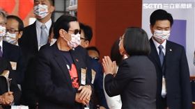 雙十國慶總統府　空軍戰機大雁隊形（圖／記者林聖凱攝影）