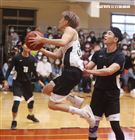 邱勝翊（王子）、邱宇辰、坤達、錢薇娟、顏行書、禾浩辰、張書豪、孫其君、陳彥允、劉書宏、李迪恩、大飛、小祿、Masha、男團泰坦TITAN團員正義、比利、吳岳擎，以愛之名-明星籃球公益賽。（記者邱榮吉/攝影）