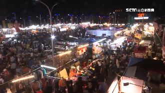 總站夜市擠爆！出入口如人肉灌香腸