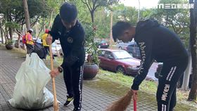 資通支援一大隊,資通一大隊,環保志工,里鄰清掃,國軍（圖／資通一大隊）