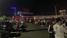 台中總站夜市，停電
圖／翻攝自批踢踢