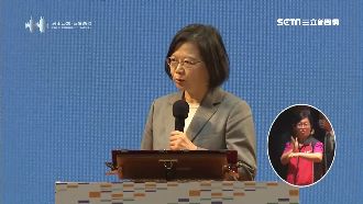 焰火吸人潮 總統:台南成功是台縮影