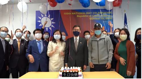 國旗飄揚波士頓　林子偉現身賀國慶