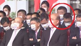 累翻了國慶大會閉目？陳時中笑答…