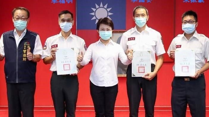 防疫津貼無列消防！盧秀燕霸氣喊照給