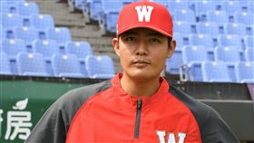 ▲味全龍王維中。（圖／味全龍隊提供）