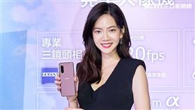 Sony Mobile全新代言人曾之喬