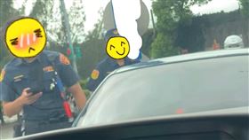 帥警,臨檢,酒駕,駕駛座,前世情人(翻攝自 爆怨公社)