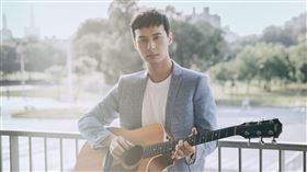 嚴爵。（圖／攝影師劉晴天提供）