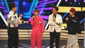 邱女特地取藝名「菇菇幫主」呼應潑糞事件。（圖／記者蕭翰弦攝影）