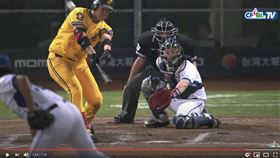 ▲許基宏敲出2分砲。（圖／翻攝自CPBL TV）