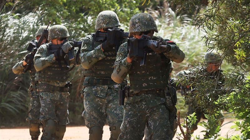 特戰兵搶劫小黃　竟反遭退役學長爆打
