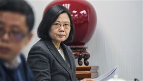 民進黨主席總統蔡英文13日主持中常會。 圖／記者林敬旻攝