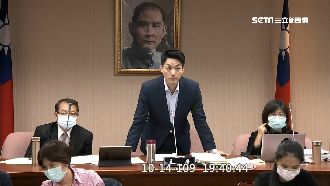 藍夜燈挑戰等嘸人　萊豬戰場提早結束