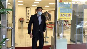 ▲「華南王子」林知延抵達北檢執行科繳罰金。（圖 / 記者楊佩琪攝）