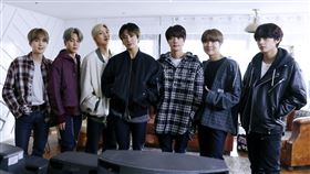 BTS 臉書