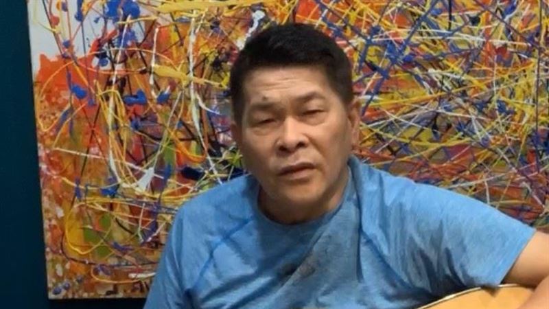 連操3天首露面　澎哥深夜直播惹心疼