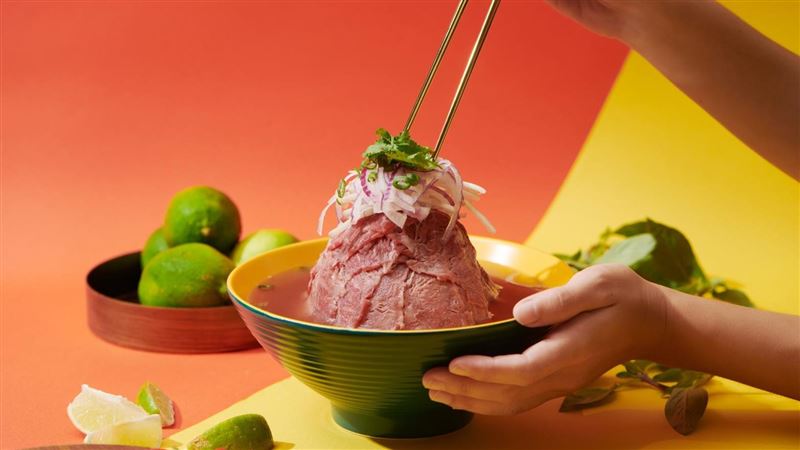 現沖溫體牛肉湯　爽吃6盎司肉山河粉